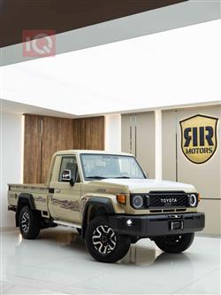 تويوتا لاند كروزر 70 بيك اب